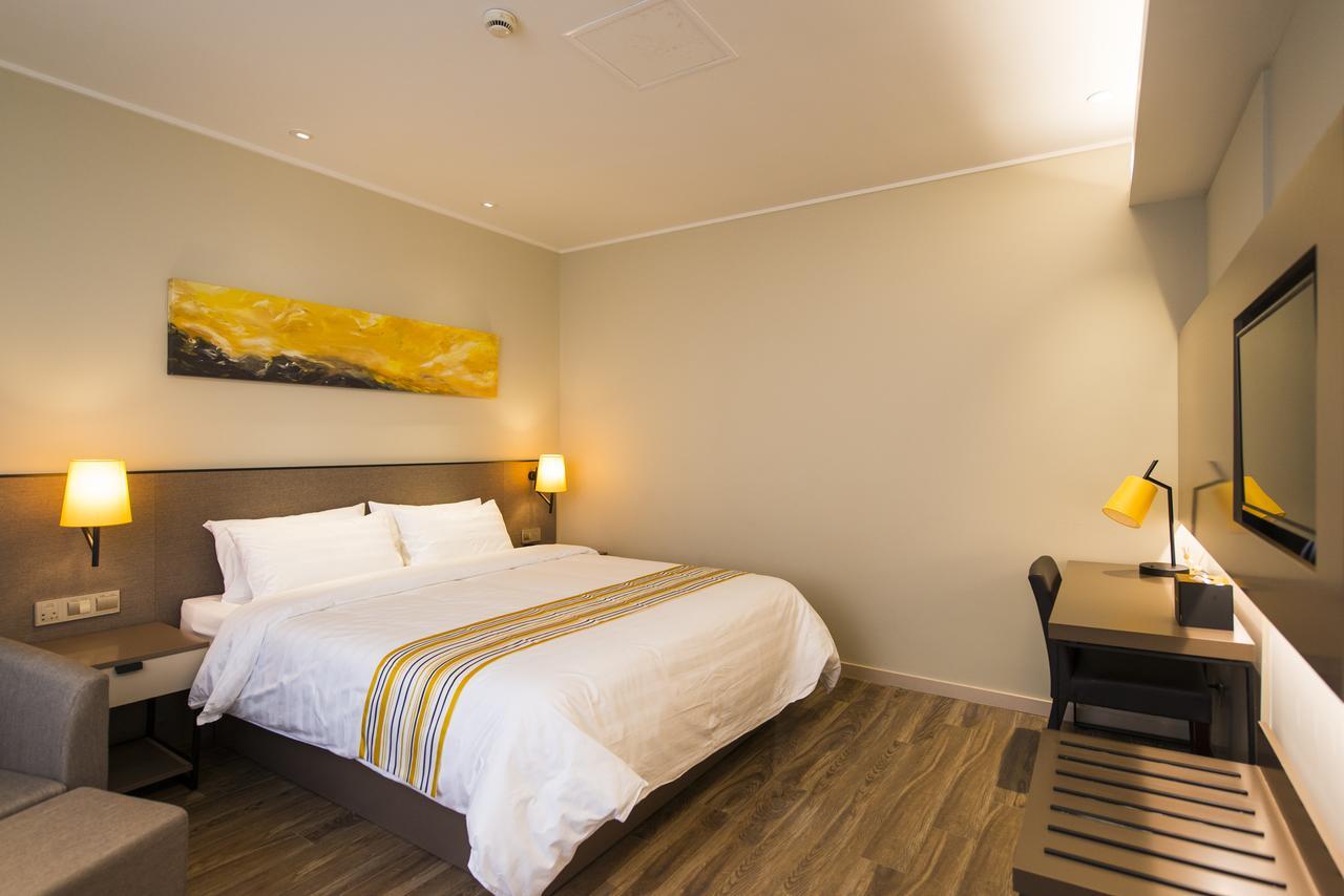 Home Inn Plus Shanghai Zhangjiang Park Ngoại thất bức ảnh